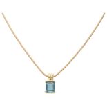 18K. Yellow gold necklace and pendant set with approx. 2.55 ct. topaz.