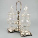 Pickle condiment set silver.