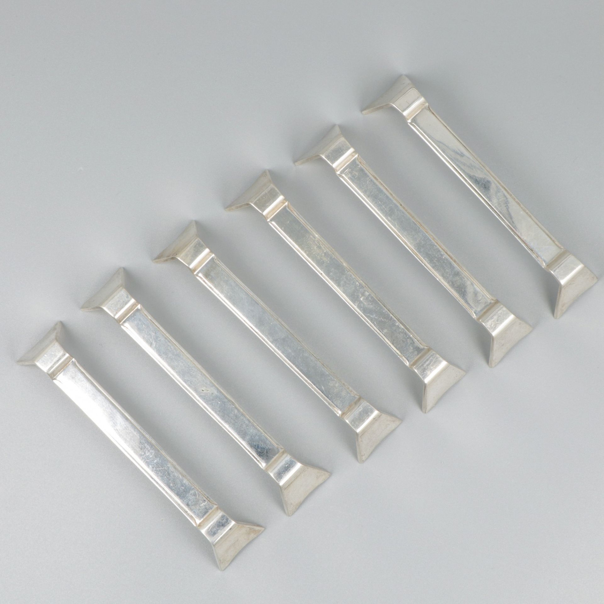 6-piece set of silver knife rests. - Image 2 of 5