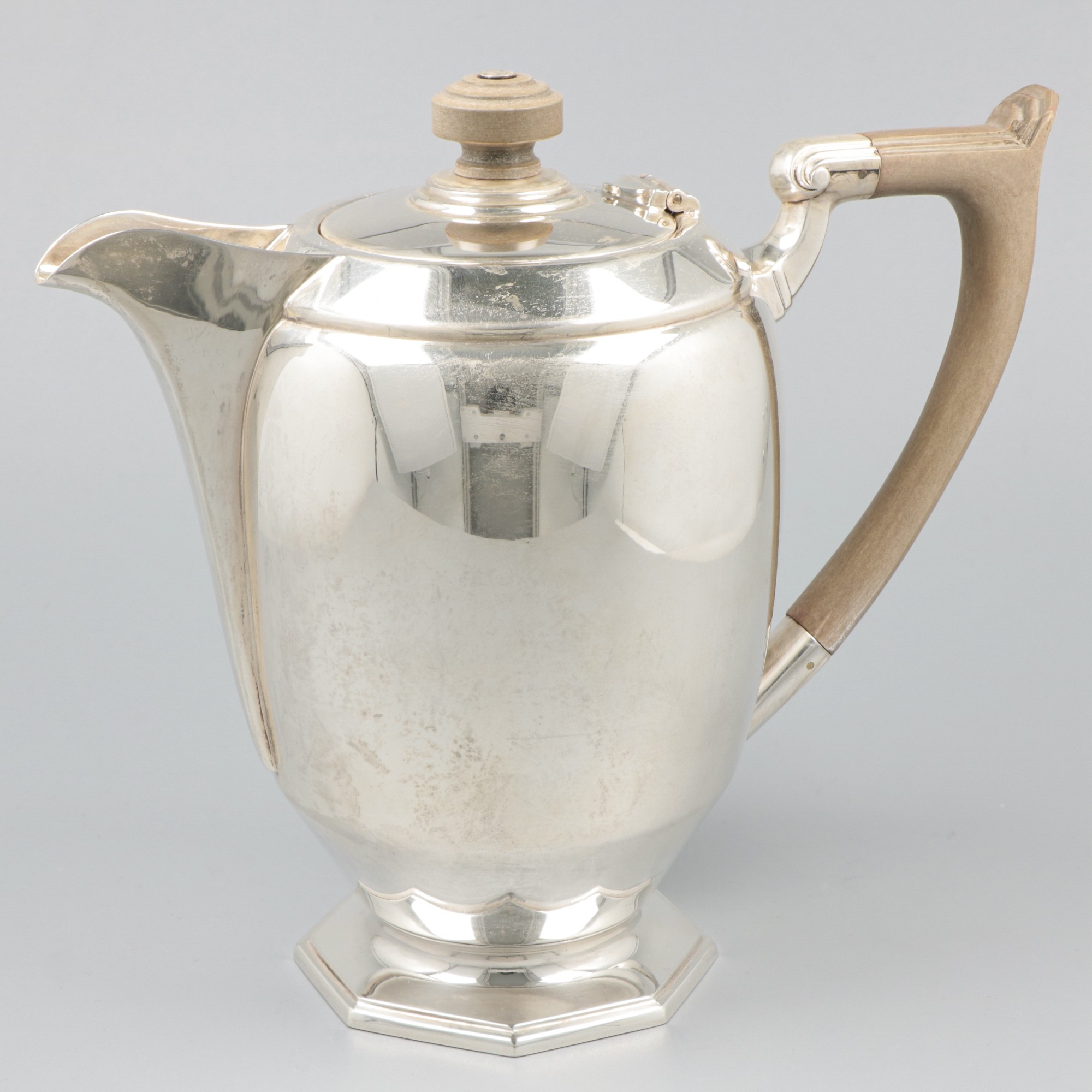 Coffee pot silver.