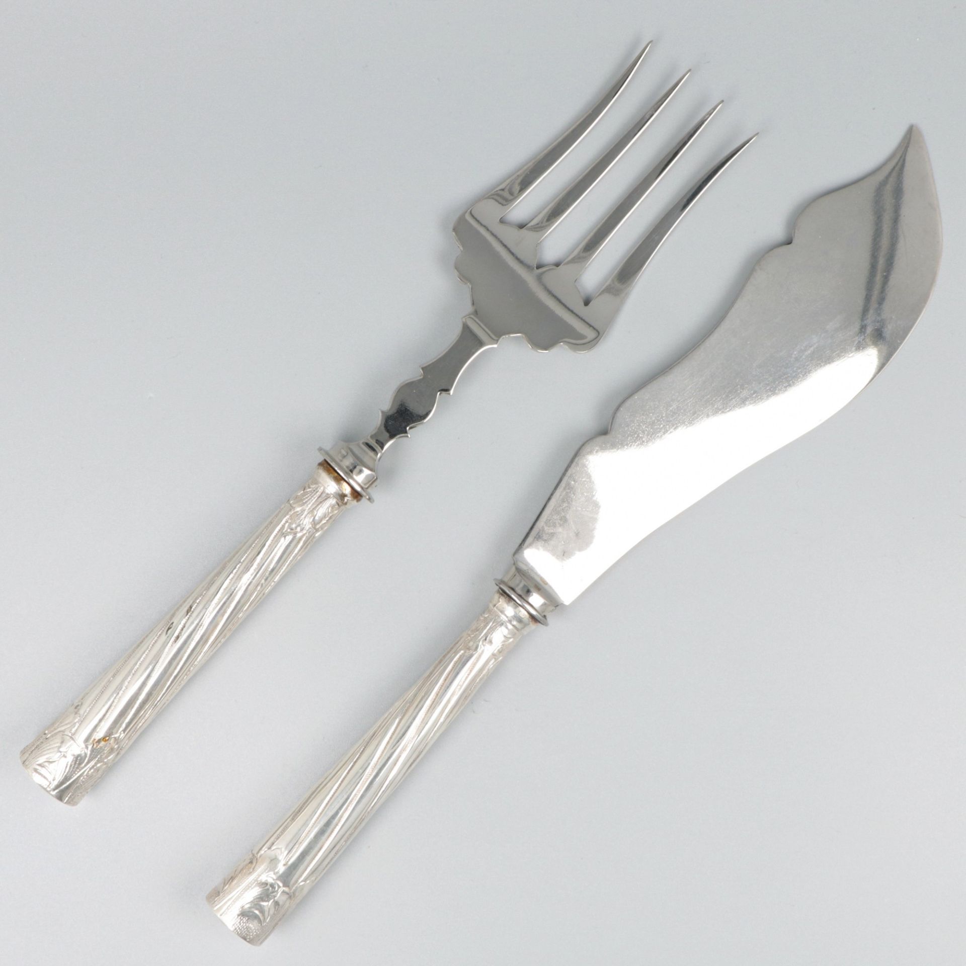 Fish cutlery silver. - Image 2 of 4