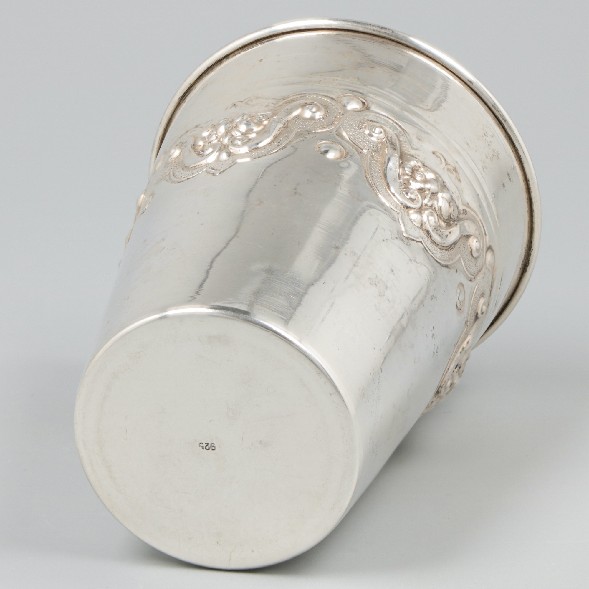 Drinking cup silver. - Image 3 of 5