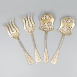 4-piece set silver cutlery.