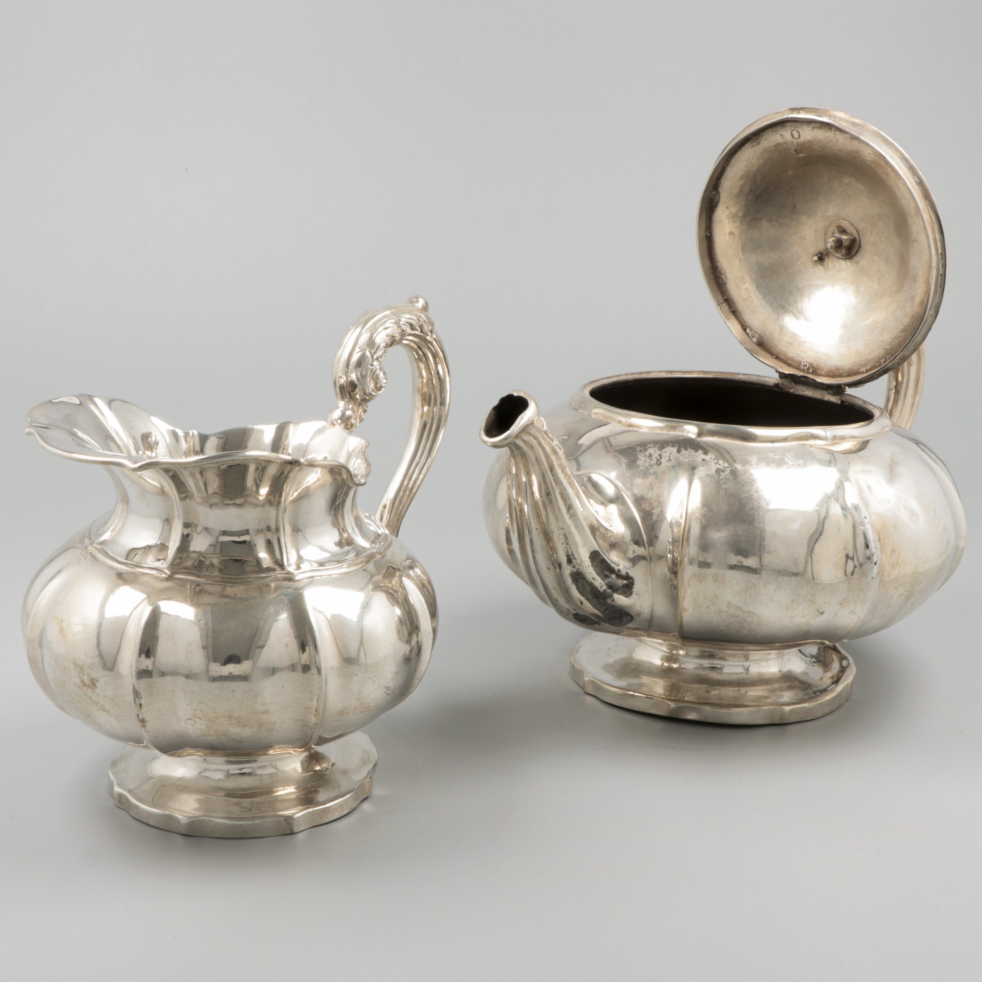 Teapot and milk jug silver. - Image 3 of 9
