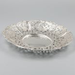 Puff pastry basket / bowl silver.