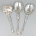 3-piece lot of serving pieces silver.