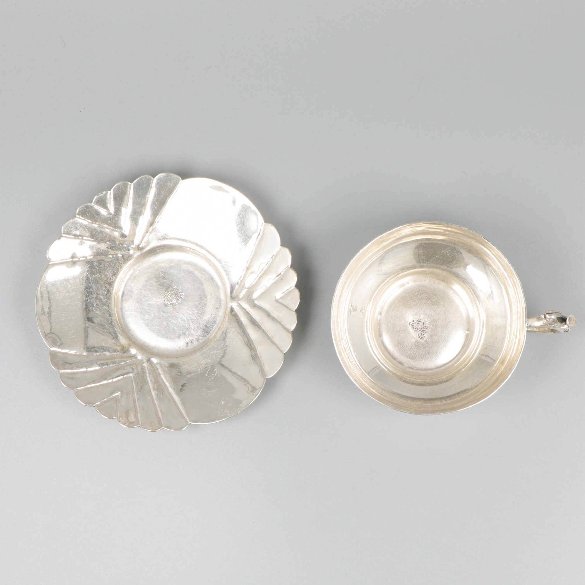 Cup & saucer silver. - Image 2 of 8