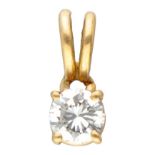 18K Yellow gold solitaire pendant set with approx. 0.27 ct diamond.