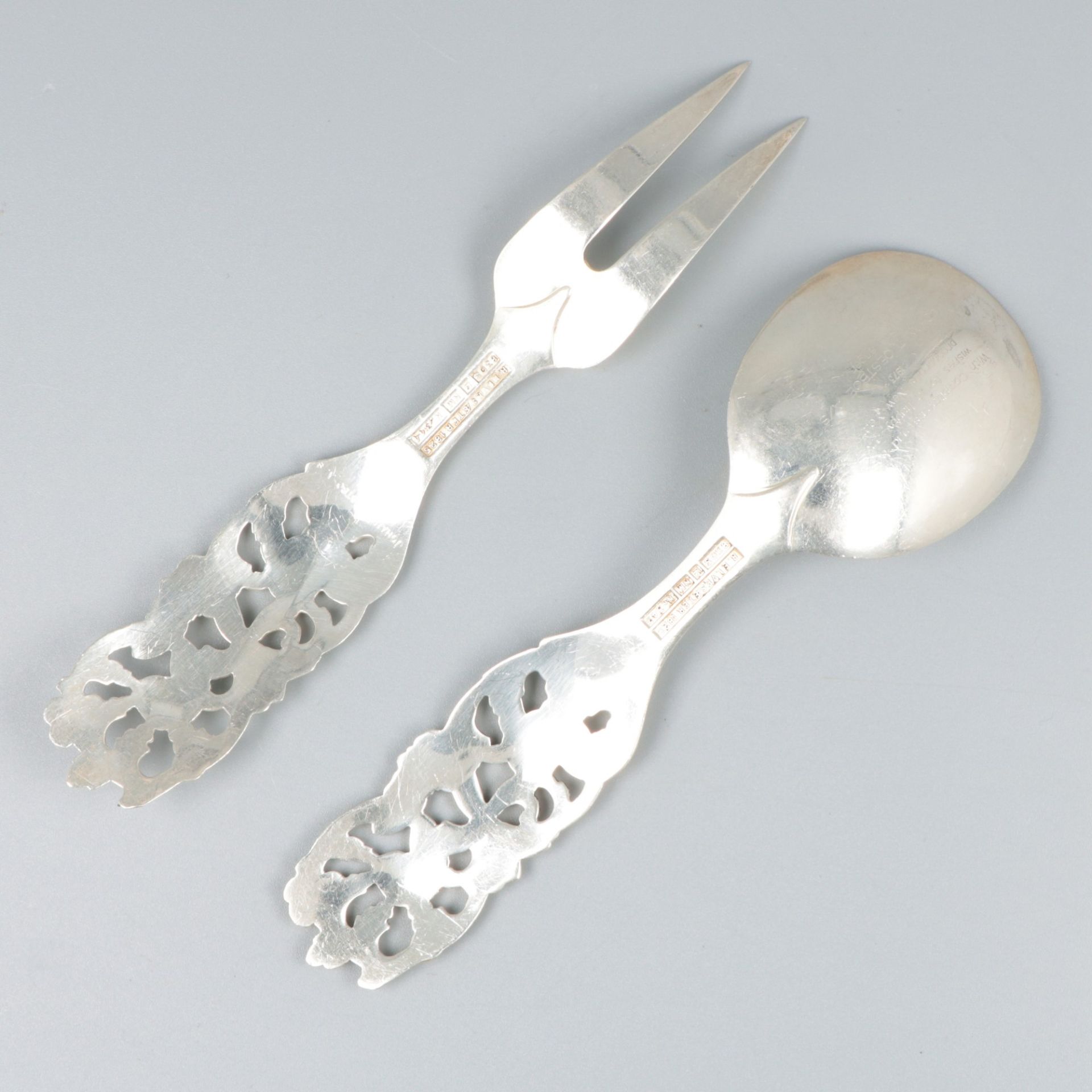 Jam spoon (Elvesæter no. 343) and serving fork (Elvesæter no. 344) (design by Brødrene Lohne, 1954)  - Image 3 of 7