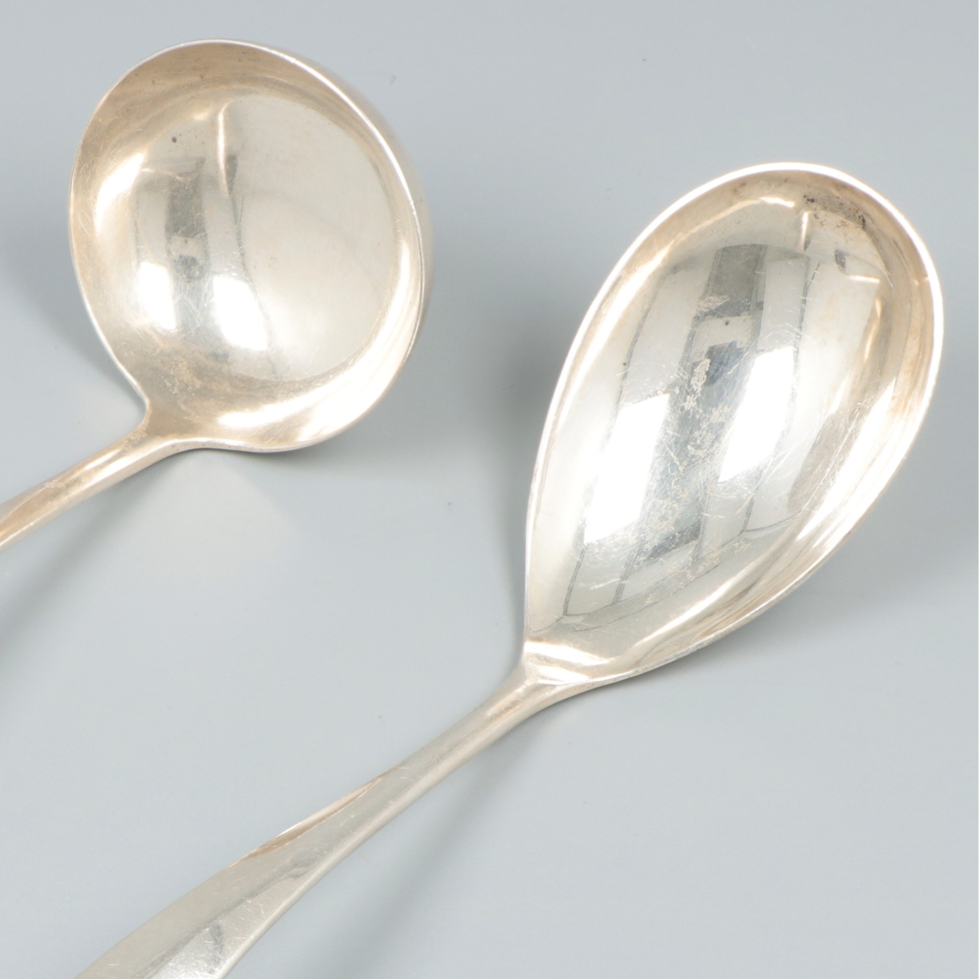 Sauce spoon & compote spoon "Haags Lofje", silver. - Image 2 of 5