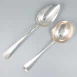 Potato serving spoon & vegetable serving spoon "Haags Lofje" silver.