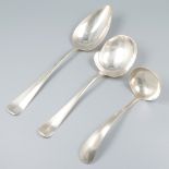 Sauce spoon, vegetable serving spoon & potato serving spoon "Haags Lofje", silver.