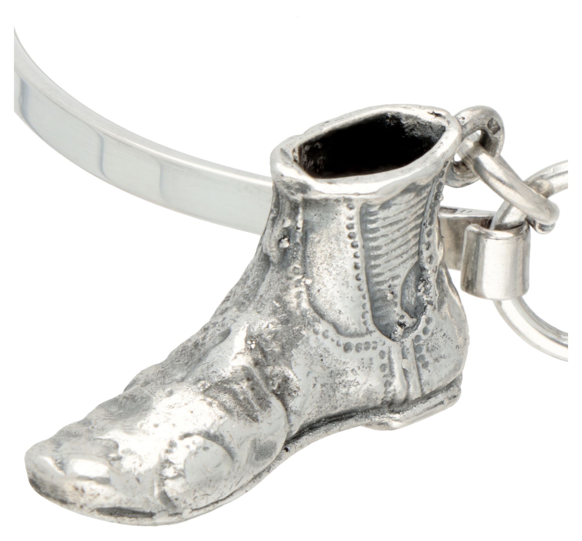 Finnish 835 silver bangle with charm of a shoe. - Image 2 of 5