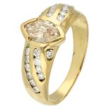 18K Yellow gold ring with marquise cut diamond of approx. 0.71 ct.