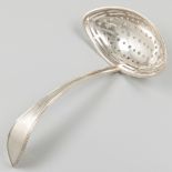 Silver sifter spoon, Barend Verkerk, Amsterdam 1817.