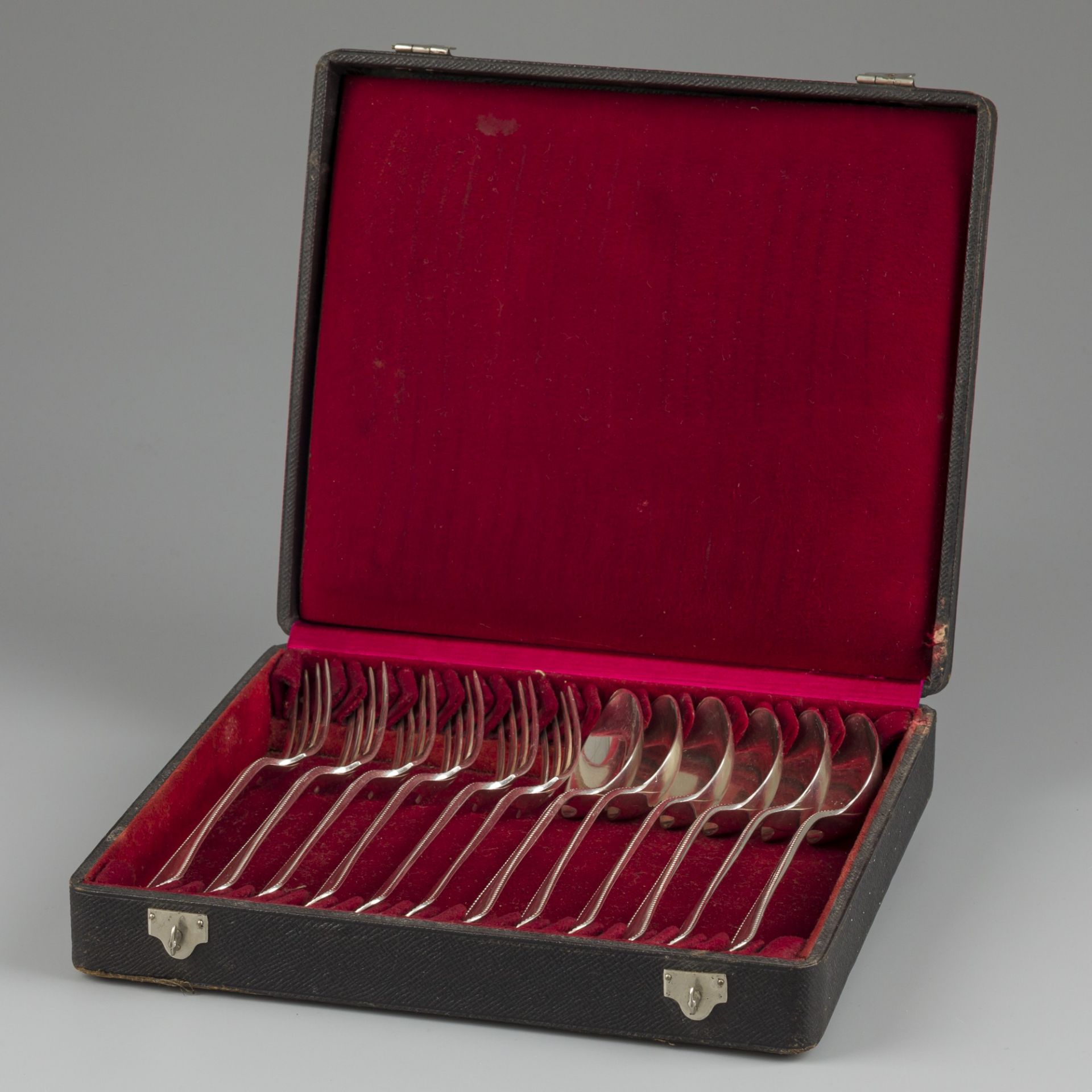 12-piece cutlery case, silver. - Image 2 of 8