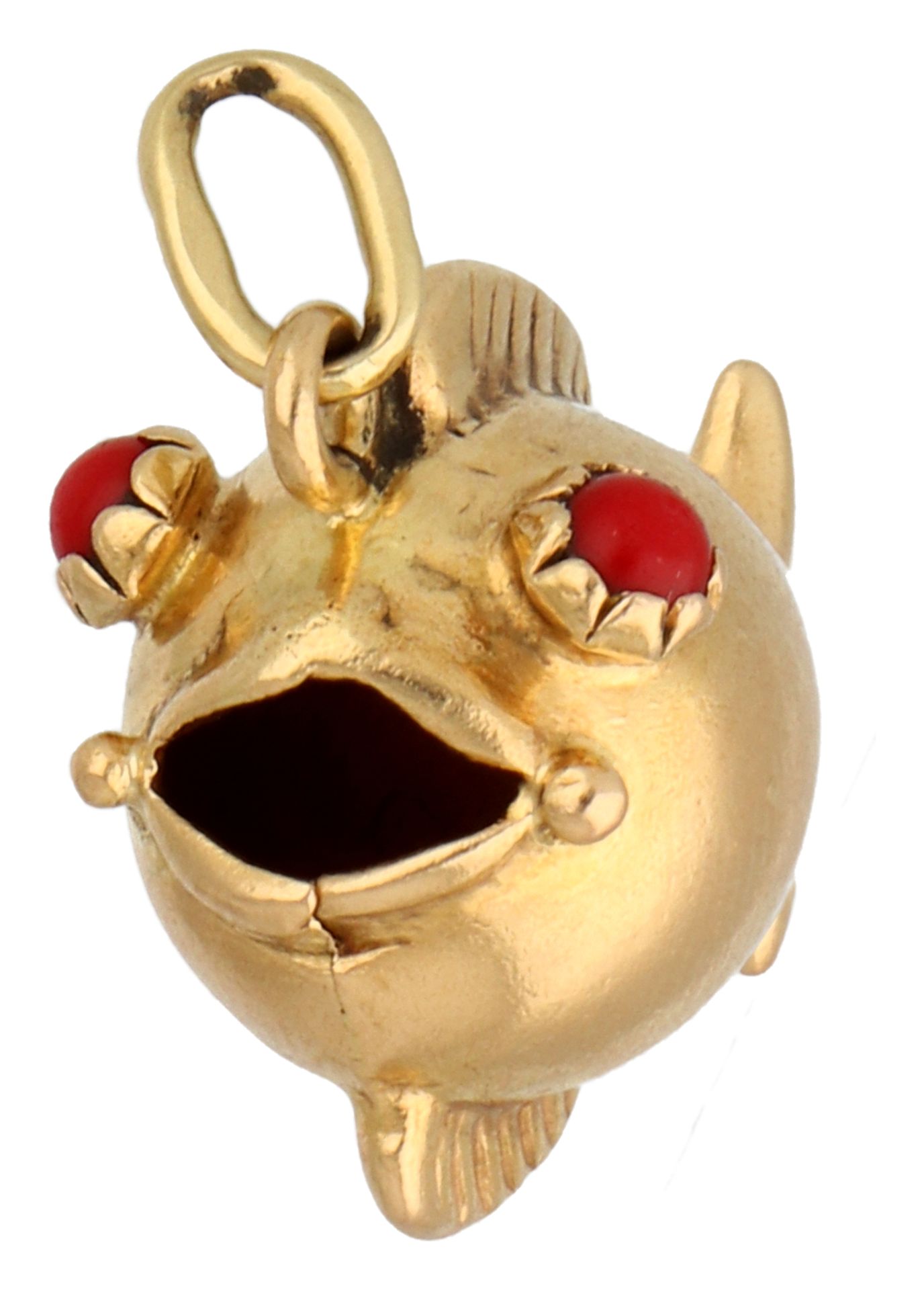 No reserve - 14K Yellow gold pendant of a puffer fish with red eyes. - Image 2 of 3
