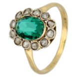 No reserve - 14K Yellow gold entourage ring set with rose cut diamond and a green stone.