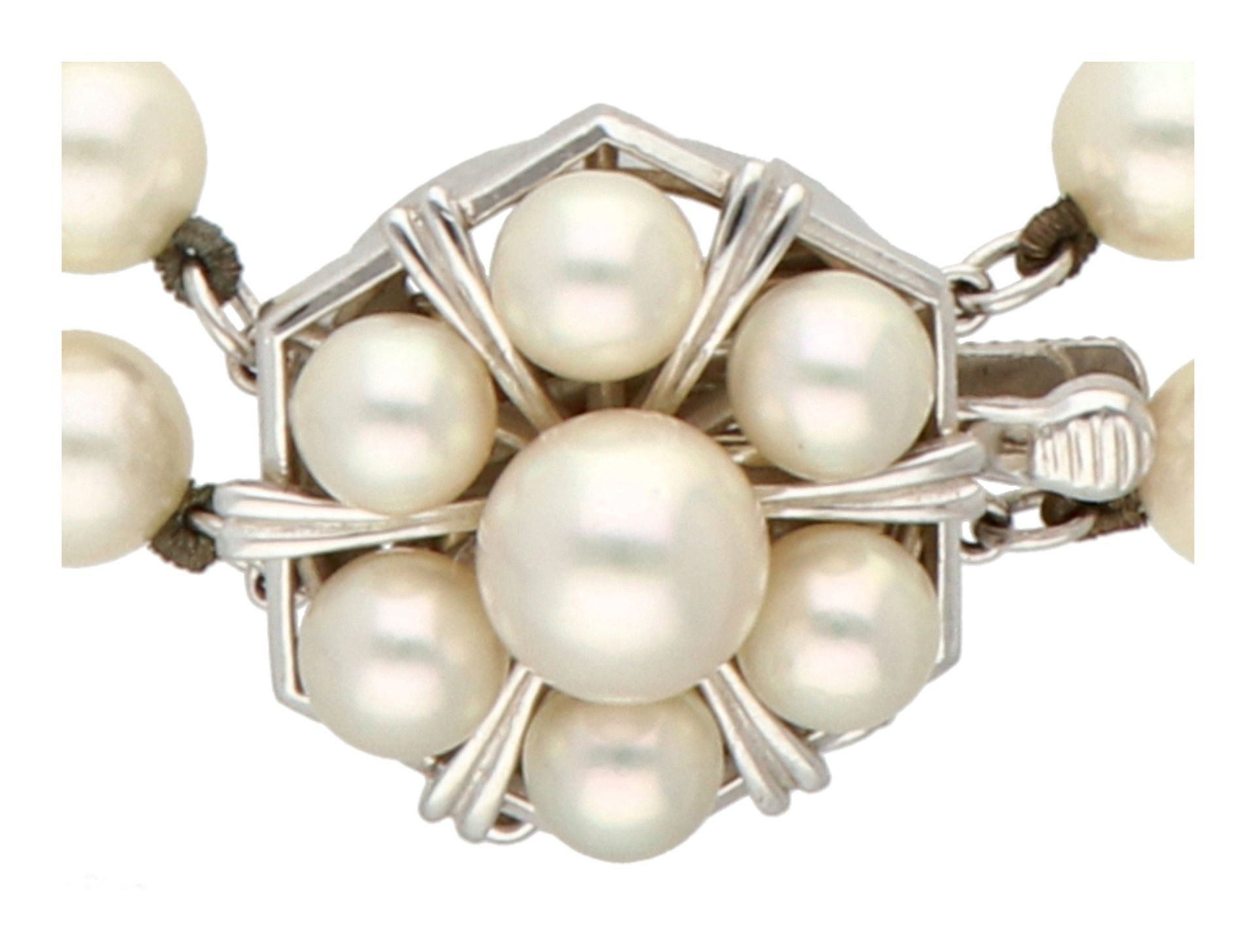 No reserve - 14K White gold two-row cultured pearl necklace with white gold clasp. - Image 2 of 4