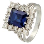 No reserve - 18K White gold entourage ring set with approx. 0.48 ct. diamond and synthetic sapphire.