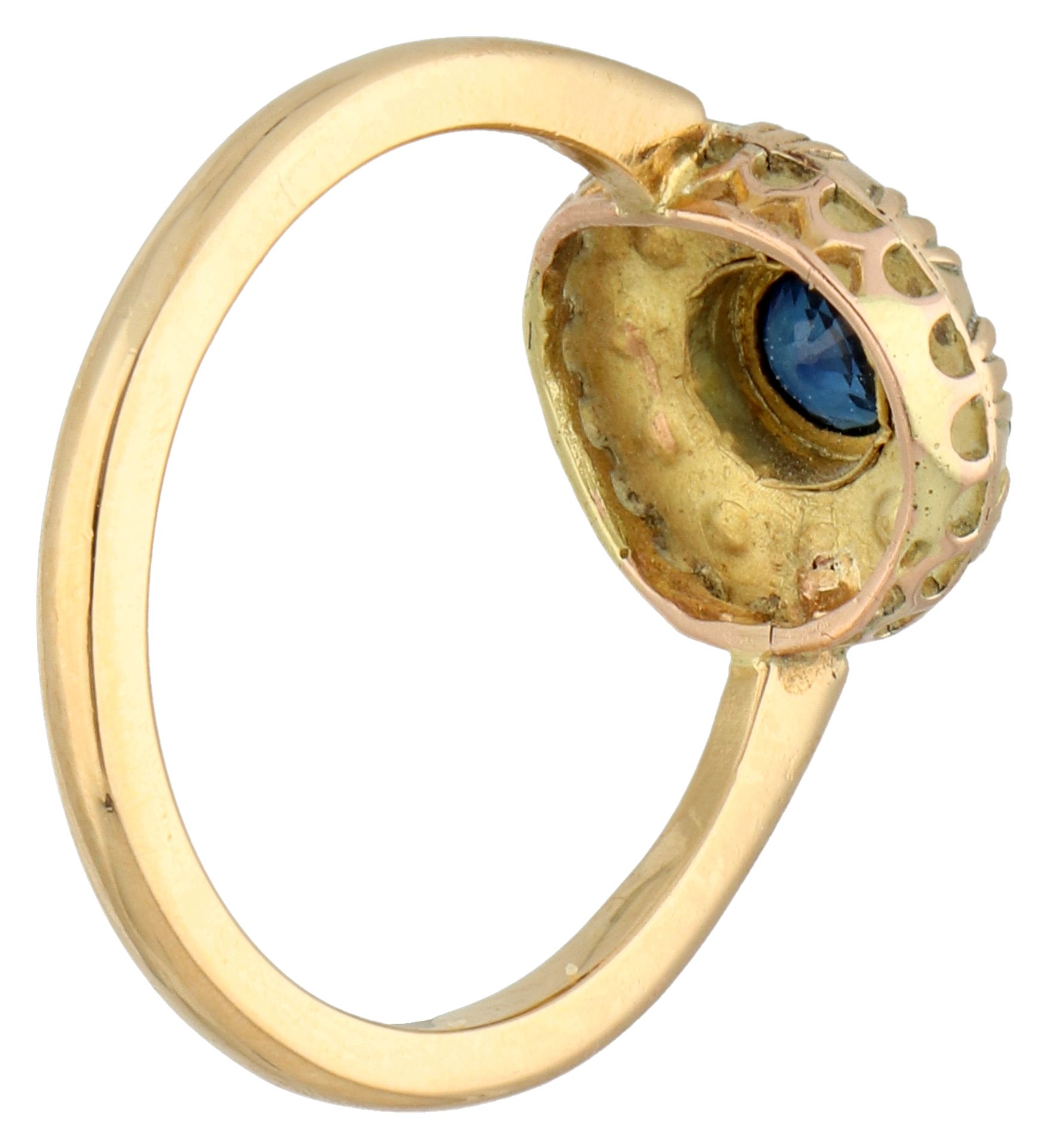 No reserve - 14K Yellow gold entourage ring set with synthetic sapphire and diamonds. - Image 2 of 2