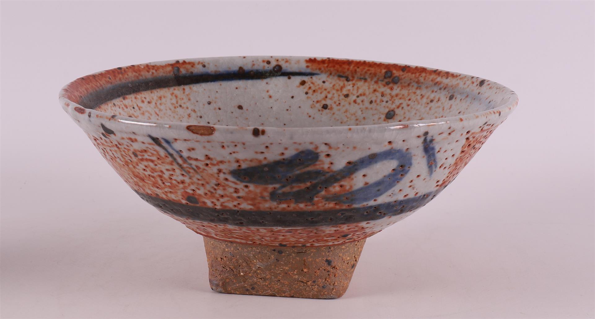 A polychrome ceramic bowl on a stand ring, executed by: Tristan Philippe (1975-2000), marked on - Image 3 of 14