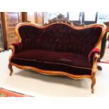 A butterfly settee, Holland, Willem III, ca. 1860. Mahogany, double-arched back window with saws and