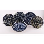 A lot of various Delft earthenware plates, including 18th century, tot. 5x.