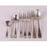 A lot of various 2nd grade 835/1000 silver cutlery, total 370 grams, tot. 8x.