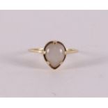 A 14 kt 585/1000 yellow gold ring, set with cabochon cut milk opal, gross weight 1.7 grams, ring