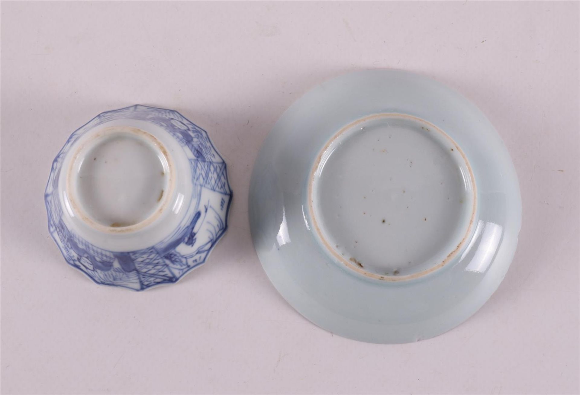 Three blue and white porcelain cups and eight saucers, China, 18th century. blue underglaze - Bild 16 aus 16