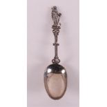 A silver spoon, Groningen 18th century. Master's mark: Johan G. Holthuis (1747-1766), oval container