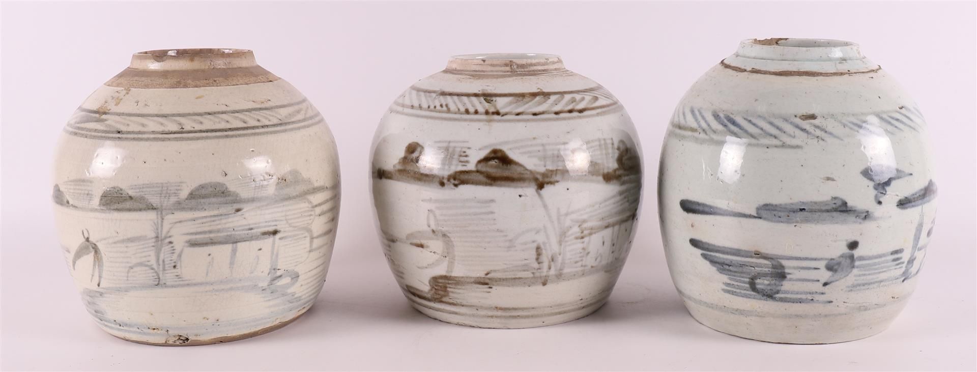 Three various porcelain ginger jars, China 19th century, h 16 c, tot. 3x (2x neck flakes/hairline).