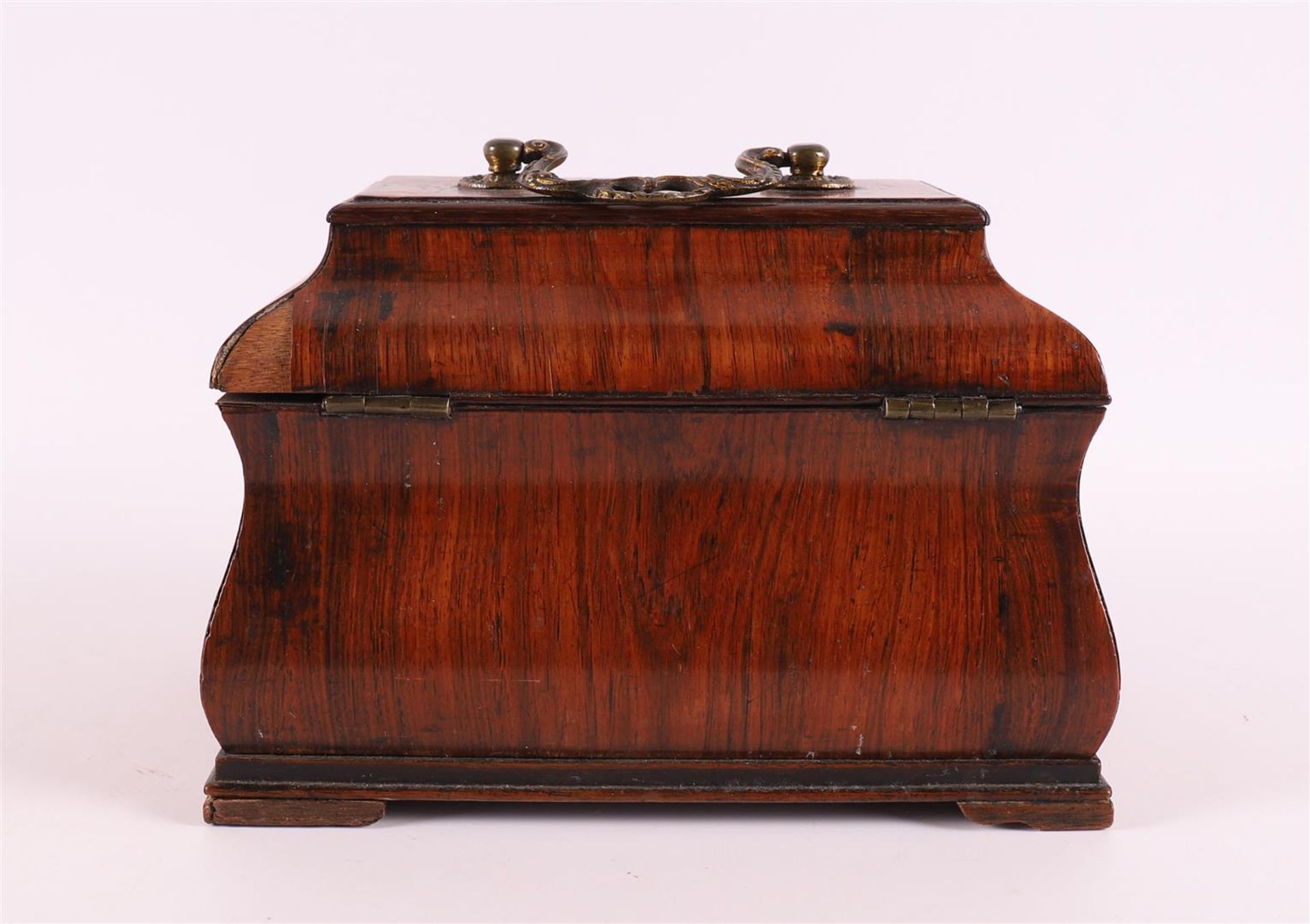 A Dutch rosewood tea box, mid 18th century, h 14 x l 20 x w 12 cm. - Image 3 of 7