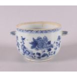 A blue and white porcelain bowl with horizontal handles, China, Qianlong, 18th C. Blue underglaze