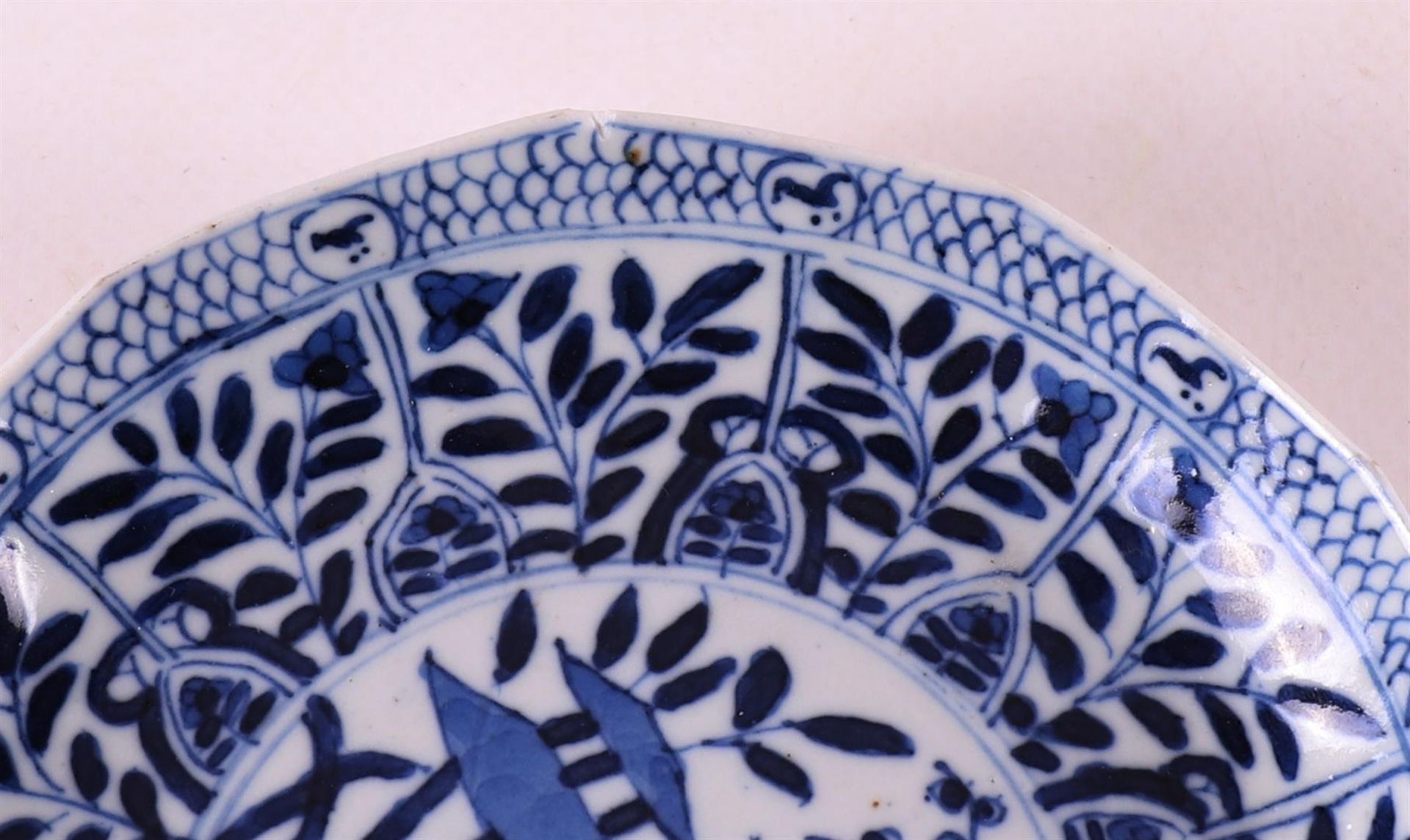 Three various blue/white porcelain cups and saucers, China, 1st half of the 19th century. Blue - Bild 16 aus 23
