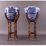 A pair of conical blue/white porcelain vases, China, 20th/21st century.