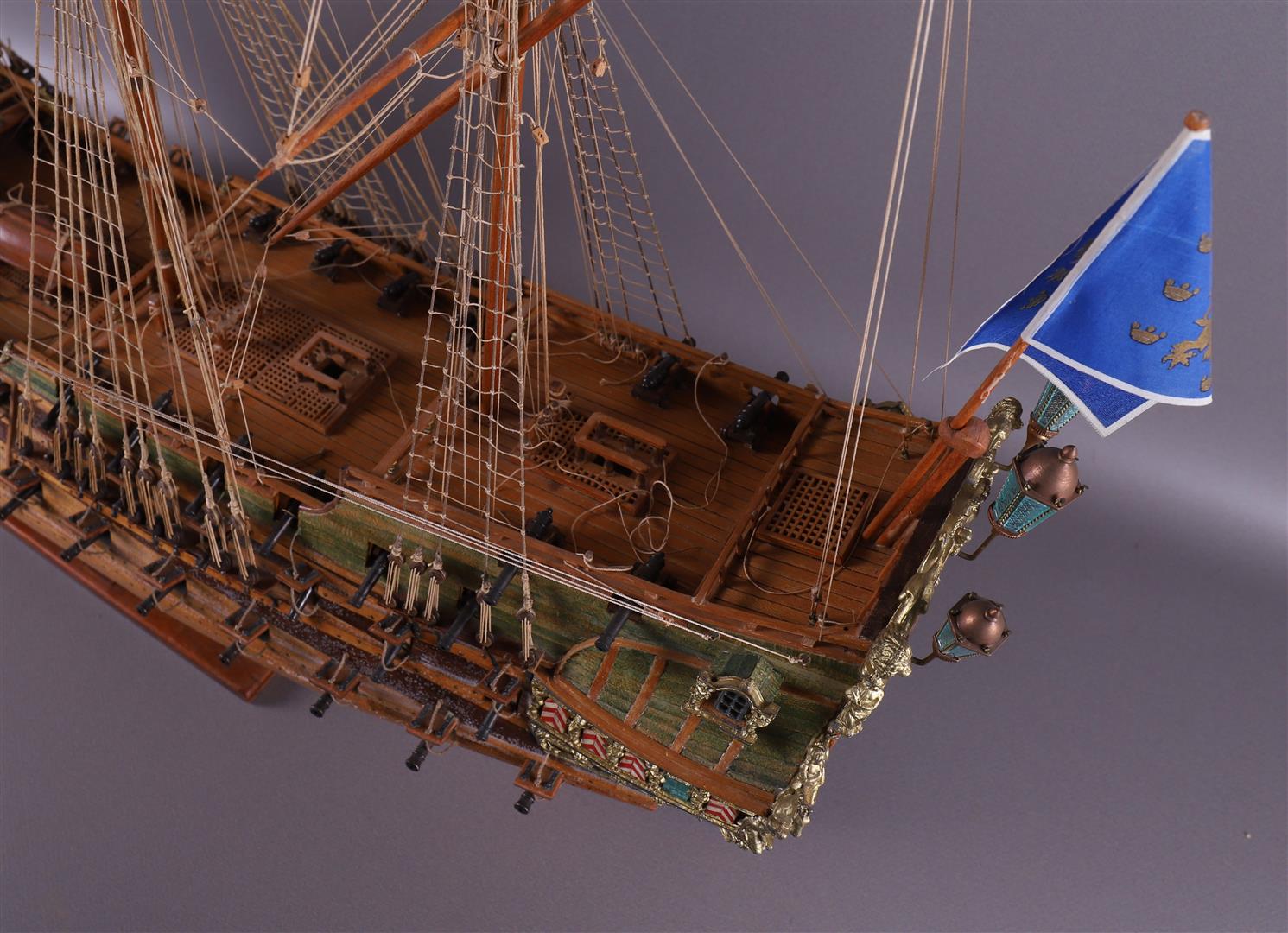 A ship model of a galleon, presumably 'de Friesland 1663' - Image 7 of 10