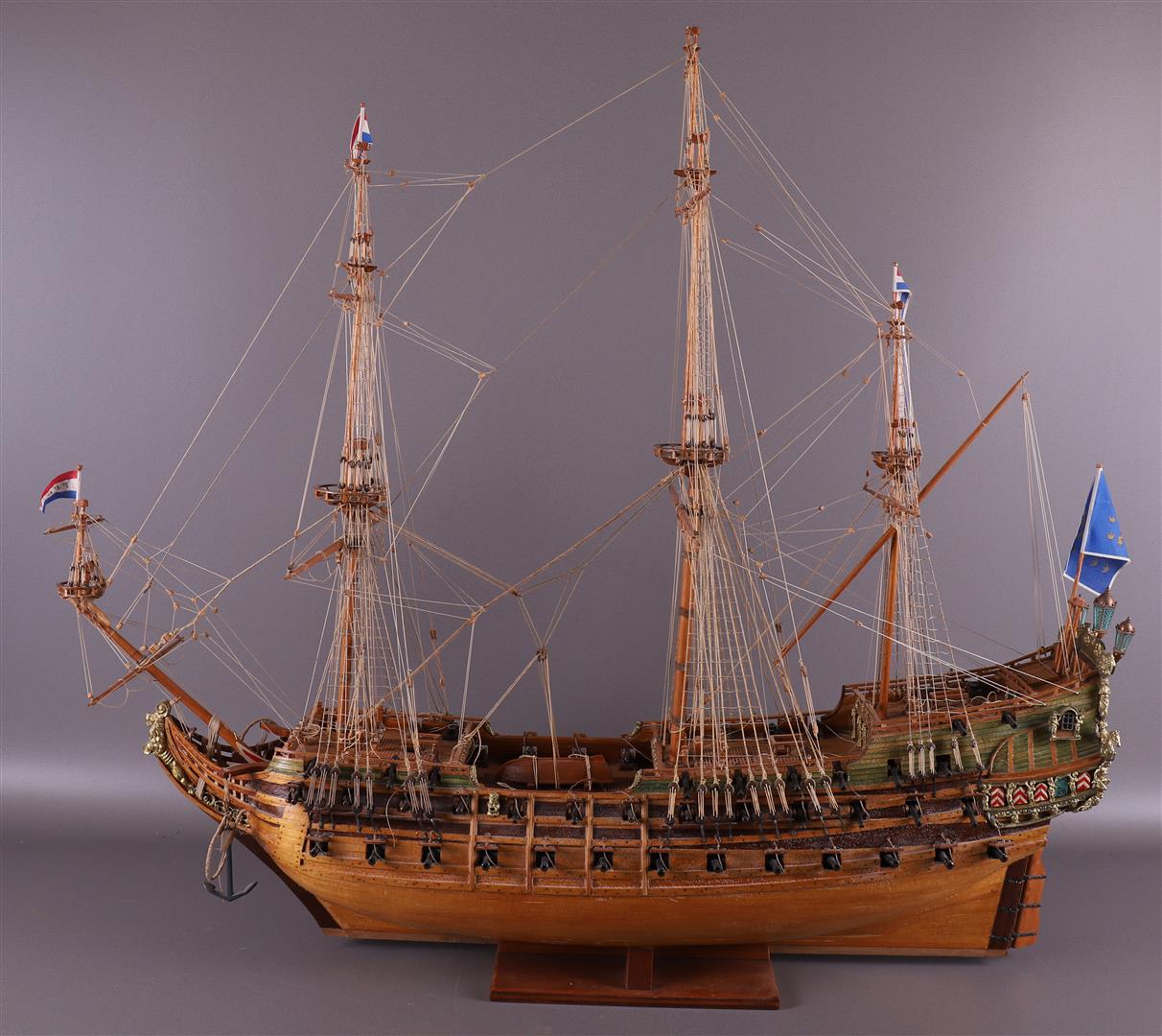 A ship model of a galleon, presumably 'de Friesland 1663' - Image 5 of 10