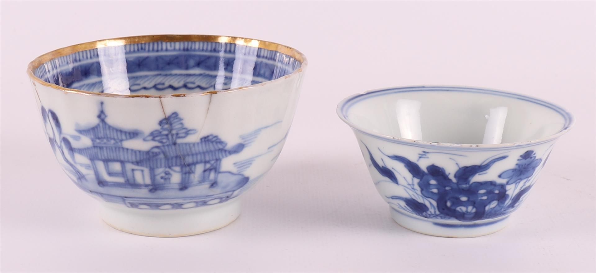 A lot of various Chinese and Japanese porcelain, including Amsterdam furs, 18th/19th century, to. - Image 18 of 22