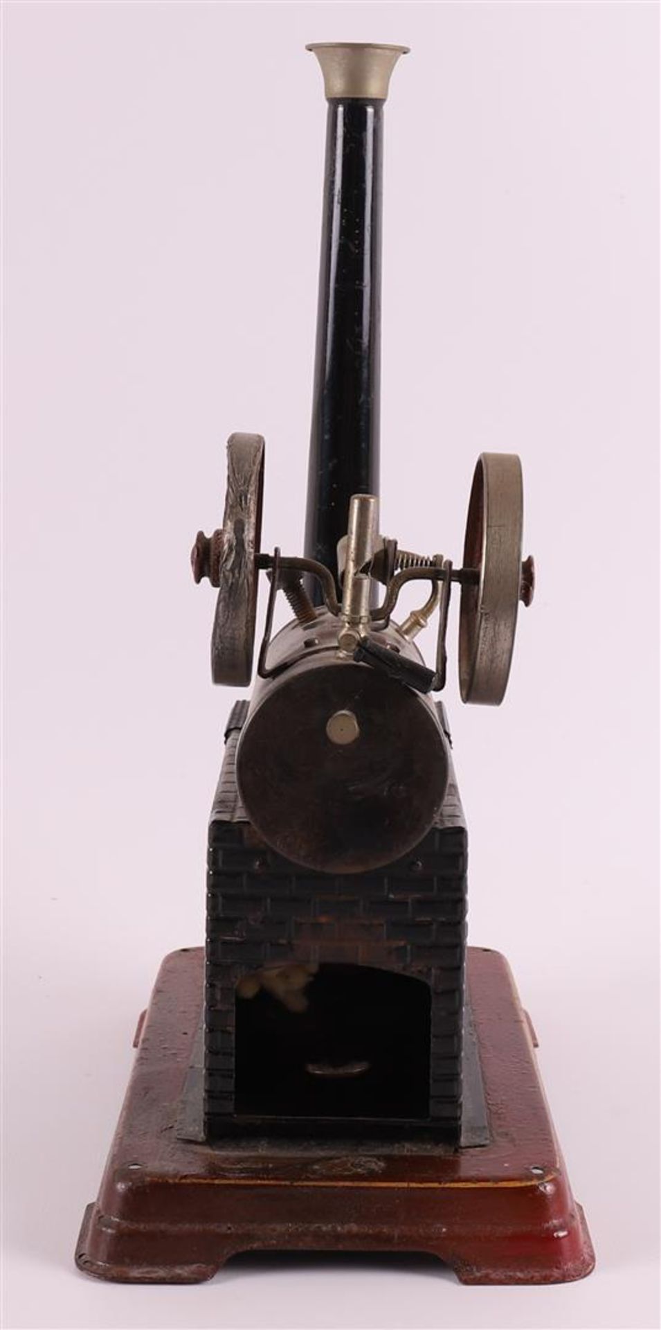 A tin steam engine, 1st half of the 20th century, h 29 x l 20 x w 11.5 cm. . - Image 5 of 6