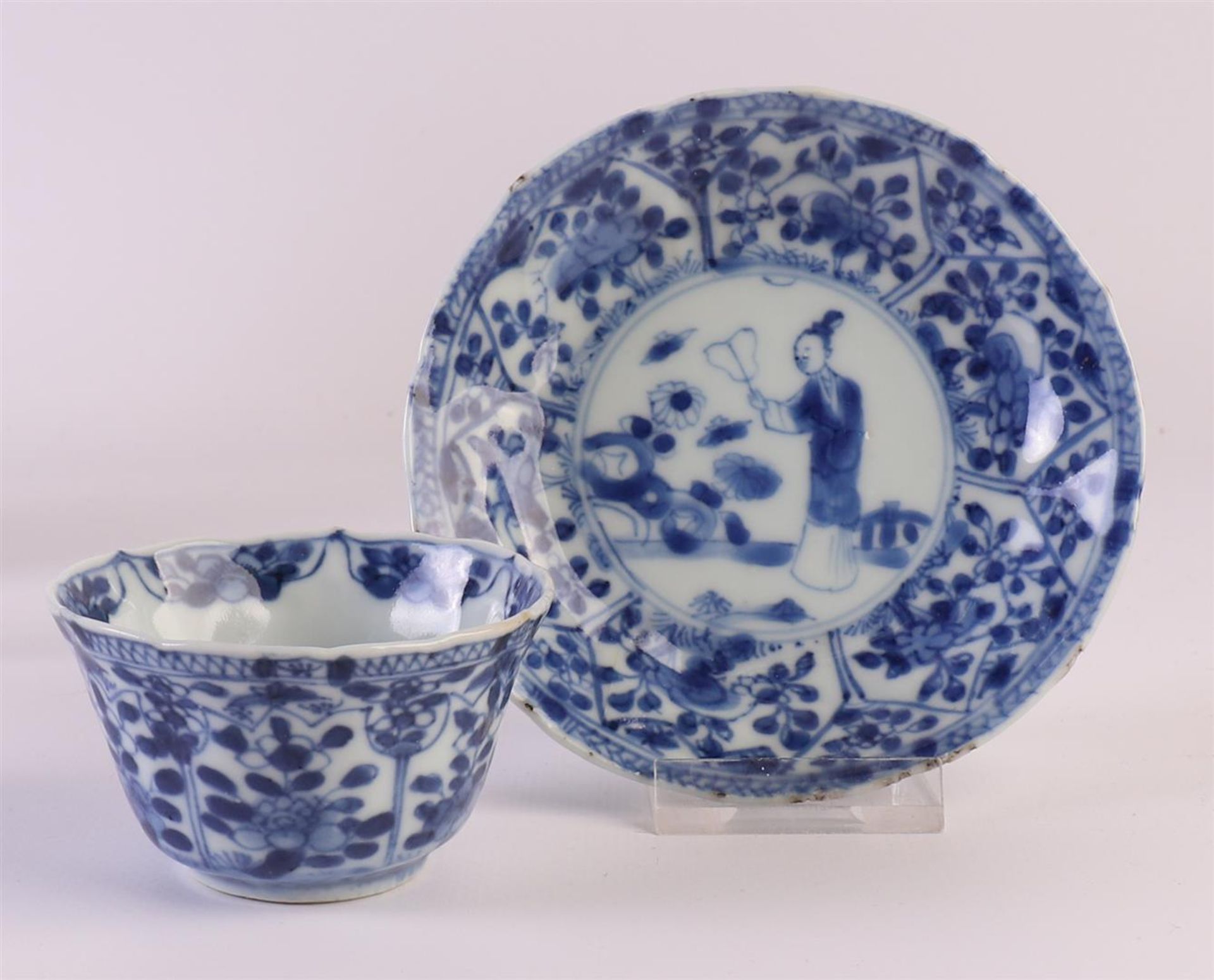 A lot of blue/white porcelain cups and saucers, China, Kangxi/Qianlong, 18th century, to. 13x. - Image 7 of 23