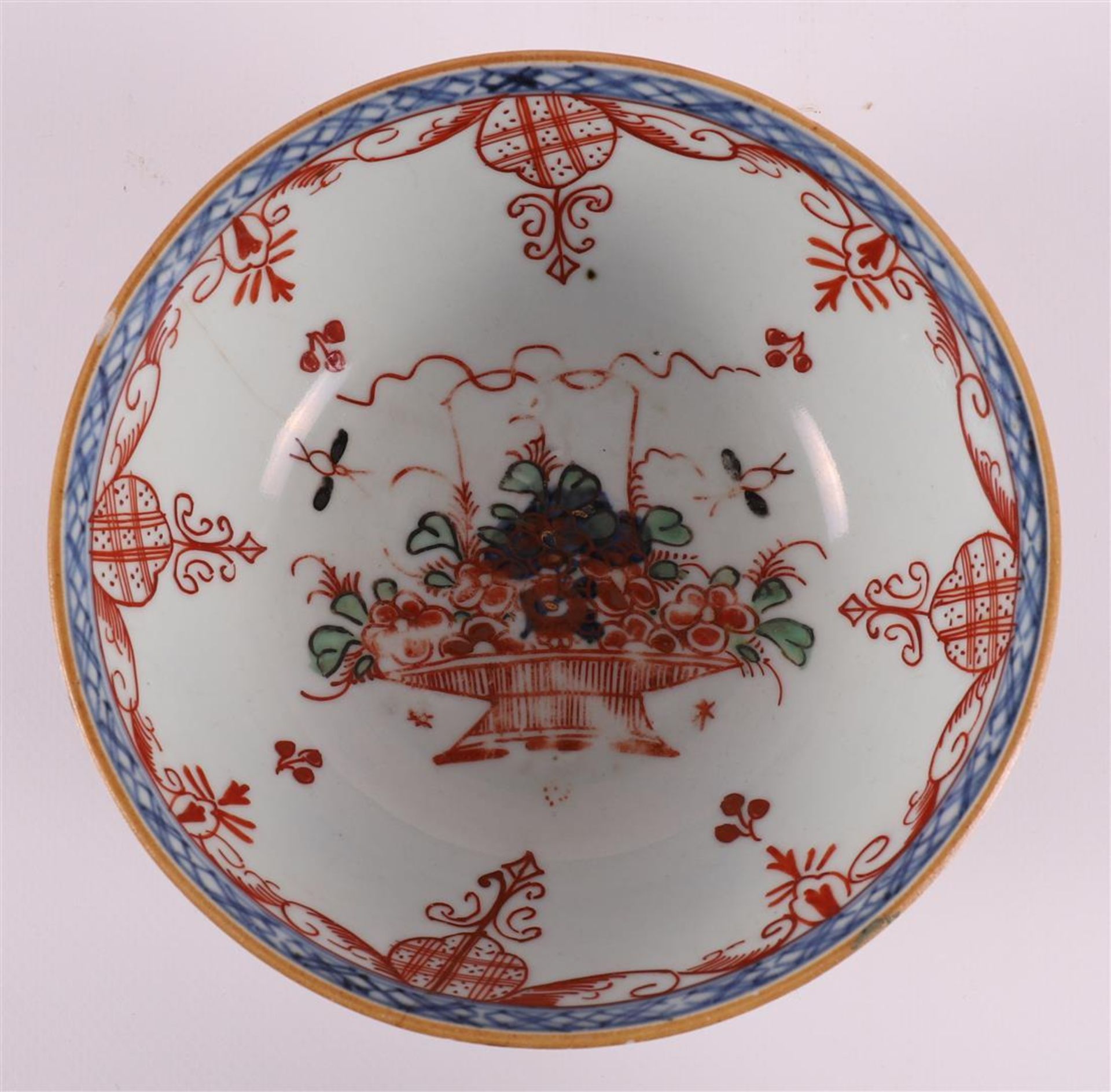 A lot of various Chinese and Japanese porcelain, including Amsterdam furs, 18th/19th century, to. - Image 12 of 22