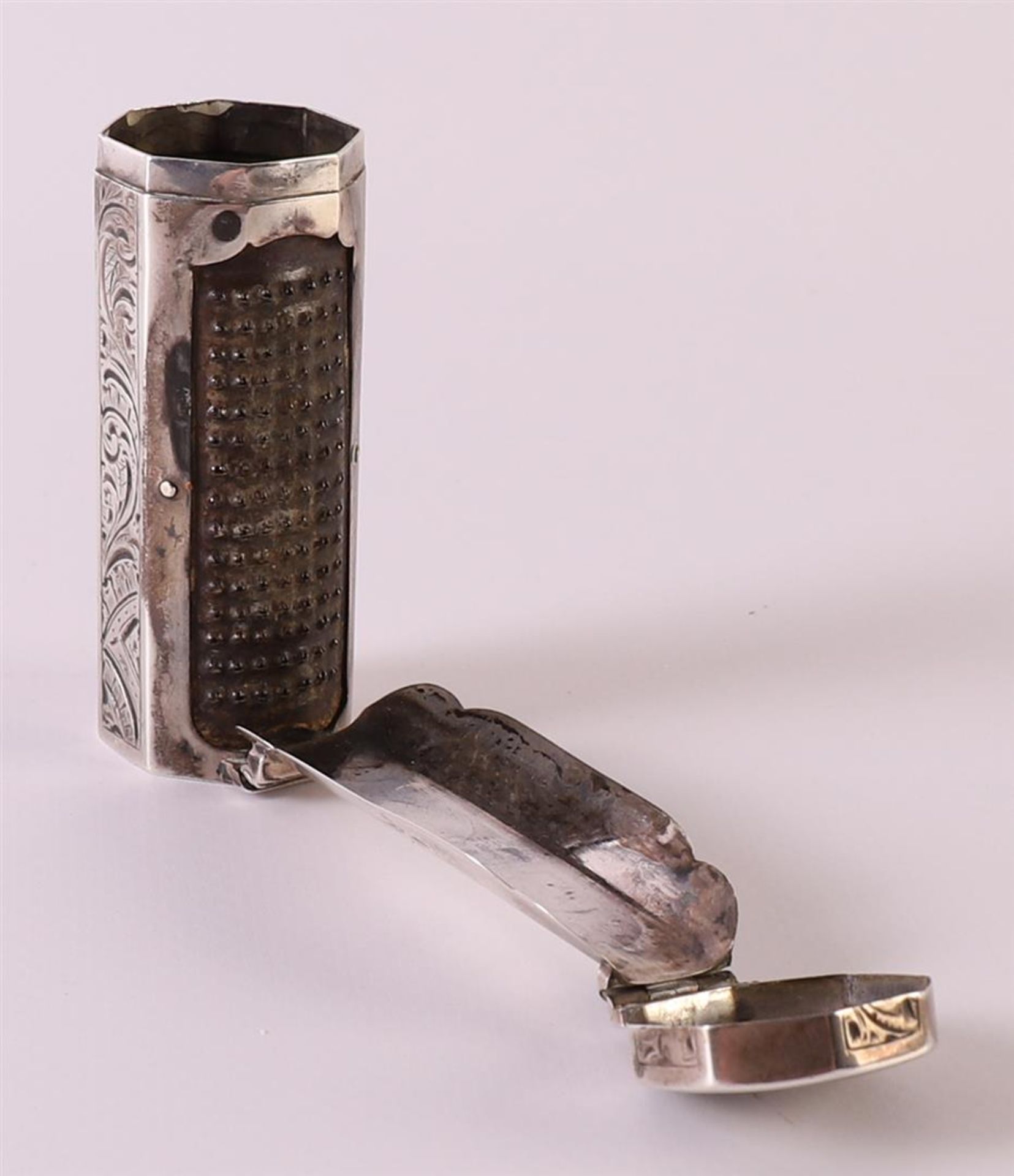 A second grade 835/1000 silver nutmeg grater, Holland 19th century. Master's mark: J.G. Koen (844-