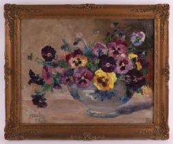 Hamilton-Falise, Henriëtte (around 1900) "Flower still life", signed in full lower left and signed