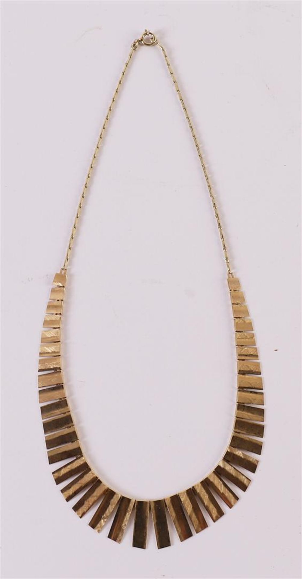 A 14 kt 585/1000 yellow gold, partly matted, choker, length 44 cm, 18.7 grams. - Image 2 of 2