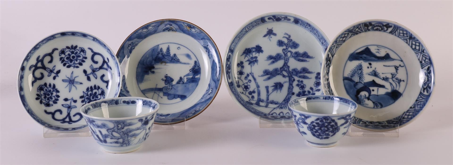 A lot of various Chinese blue/white porcelain, China 18th century, to. 6x.