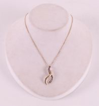 A 14 kt 585/1000 yellow gold gourmet necklace with spring eye clasp, on an 18 kt 750/1000 gold bi-