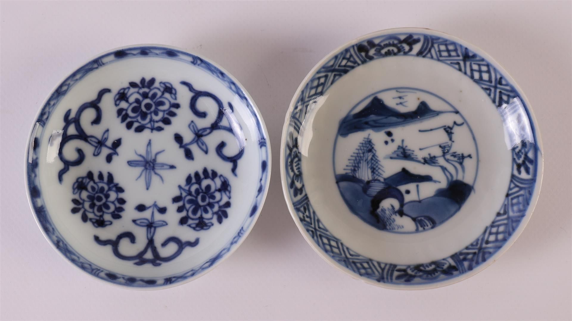 A lot of various Chinese blue/white porcelain, China 18th century, to. 6x. - Bild 4 aus 10
