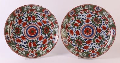 A set of polychrome Delft earthenware plates, so-called pancake, Holland 18th century, Ø 22.5 cm,